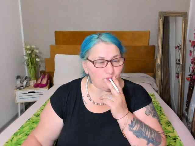 SweetBoobsM webcam