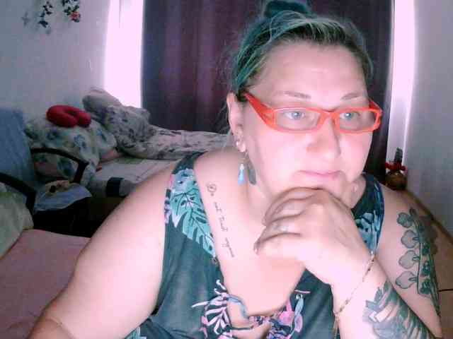 SweetBoobsM webcam
