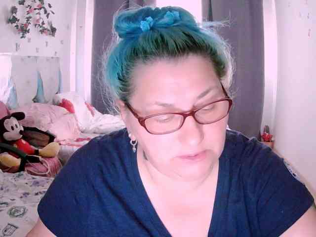 SweetBoobsM webcam