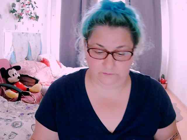 SweetBoobsM webcam