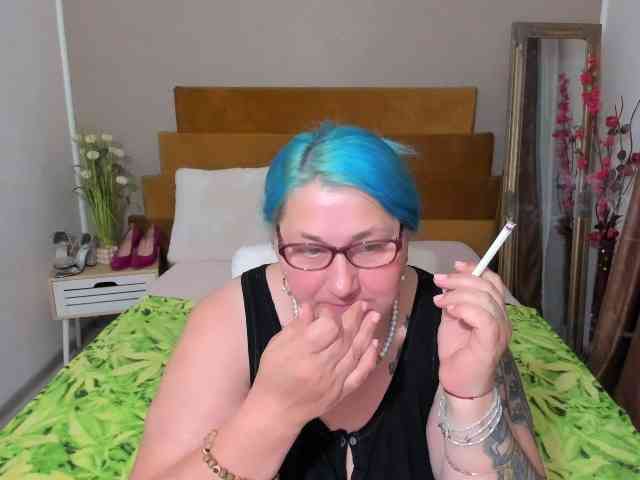 SweetBoobsM webcam