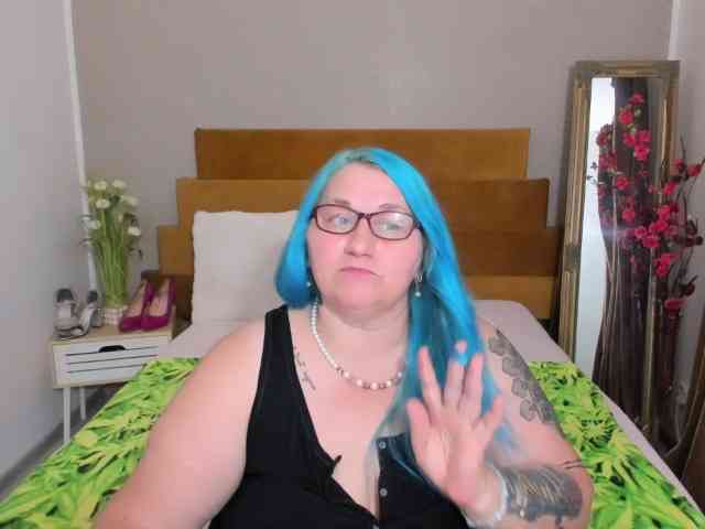 SweetBoobsM