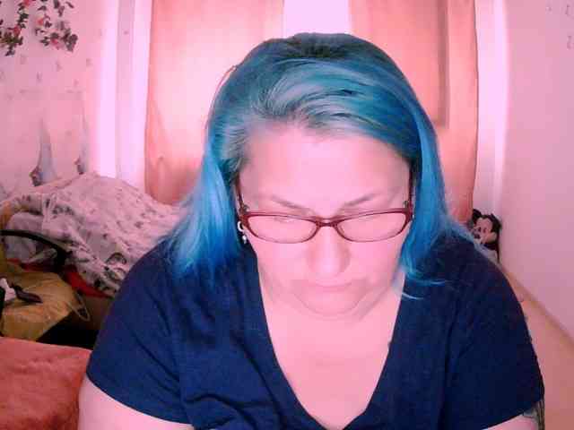 SweetBoobsM webcam