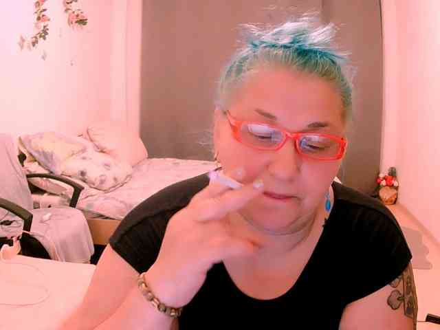 SweetBoobsM webcam