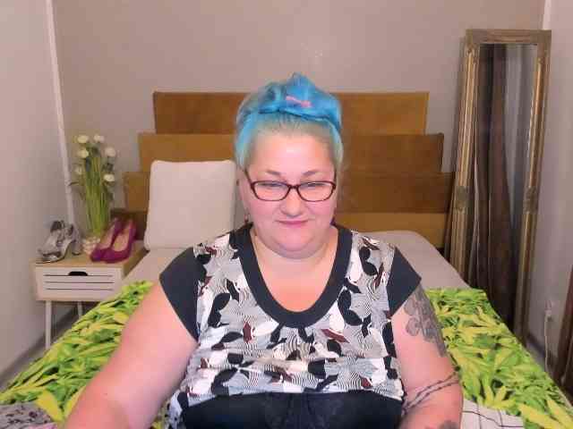 SweetBoobsM