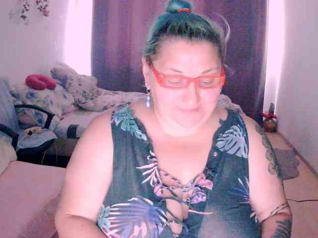 SweetBoobsM webcam