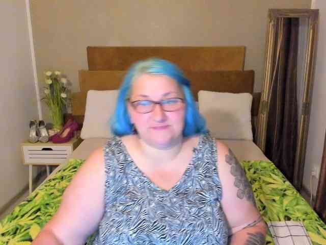 SweetBoobsM webcam