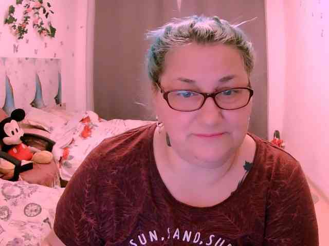 SweetBoobsM webcam