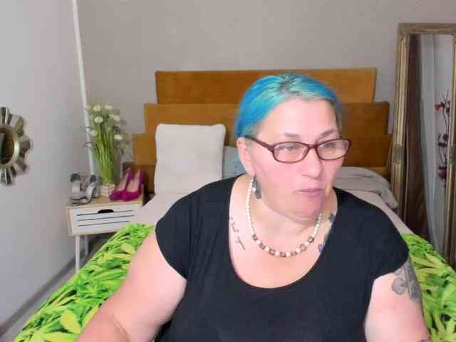SweetBoobsM
