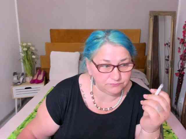 SweetBoobsM webcam