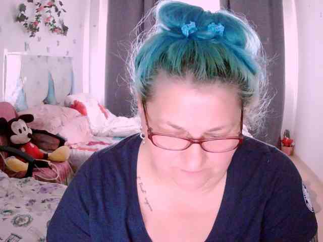 SweetBoobsM webcam