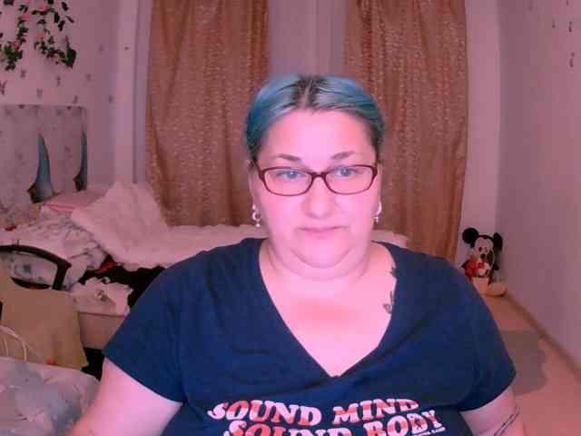 SweetBoobsM webcam