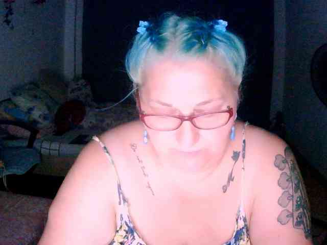 SweetBoobsM webcam