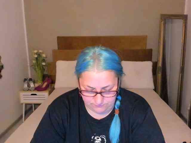 SweetBoobsM webcam