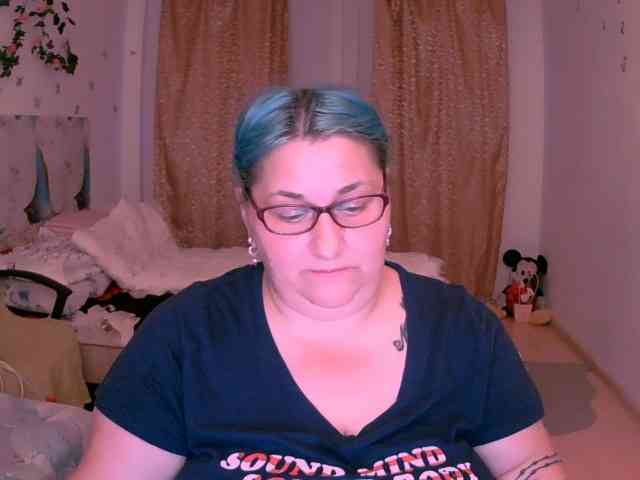 SweetBoobsM webcam