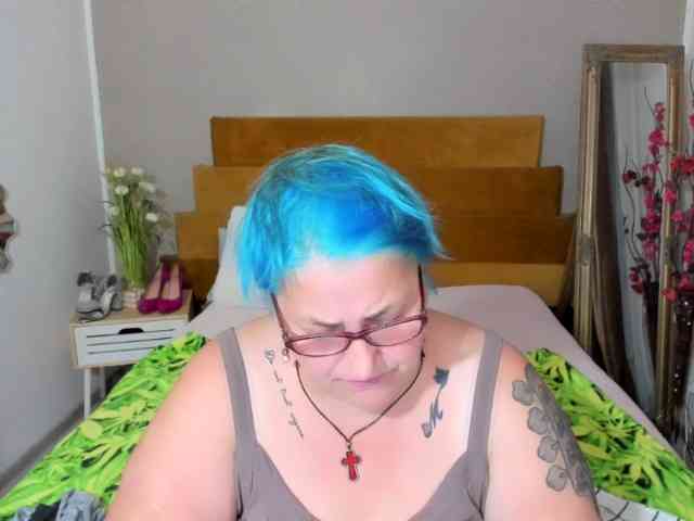 SweetBoobsM webcam