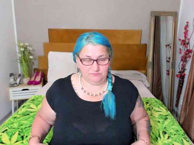 SweetBoobsM