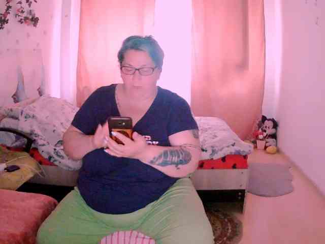 SweetBoobsM webcam
