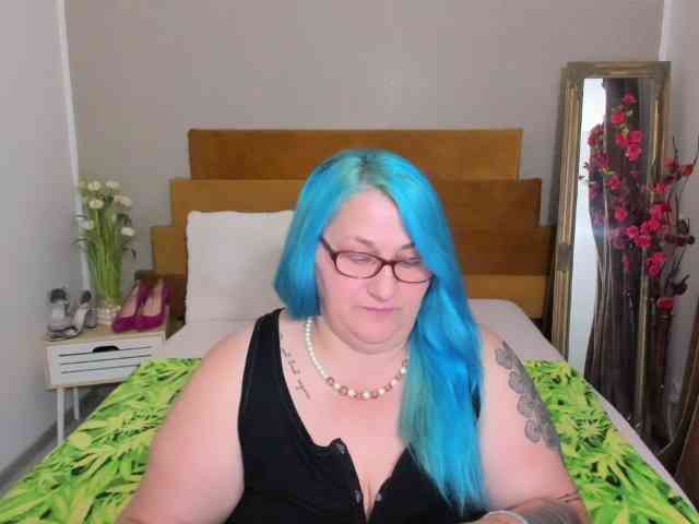 SweetBoobsM