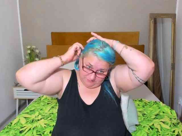 Modèle: SweetBoobsM