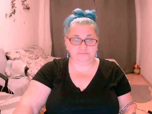 SweetBoobsM webcam