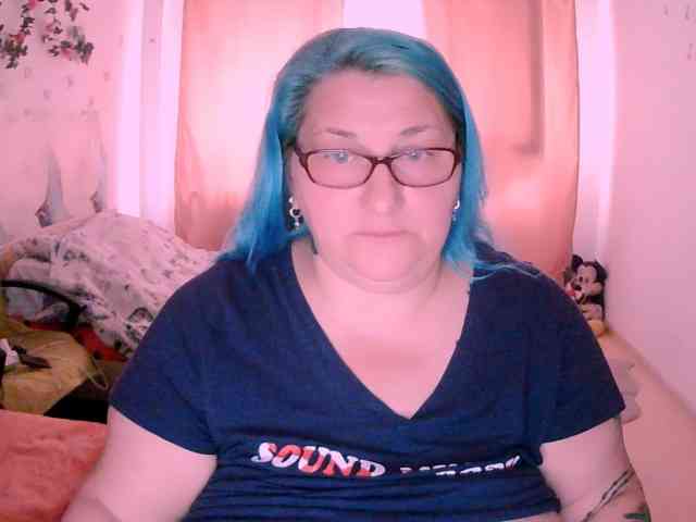 SweetBoobsM webcam