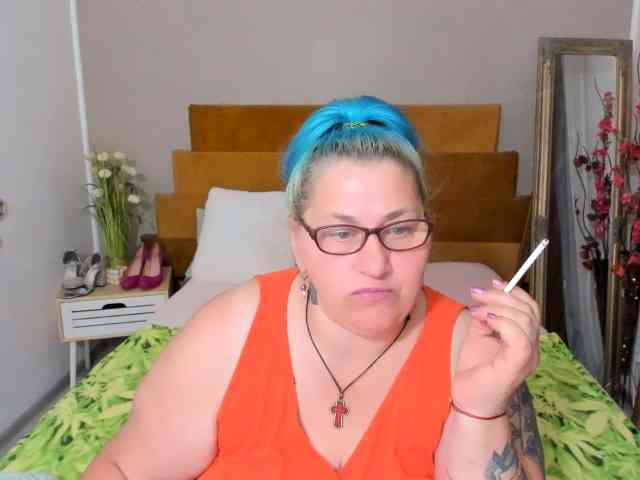 SweetBoobsM webcam