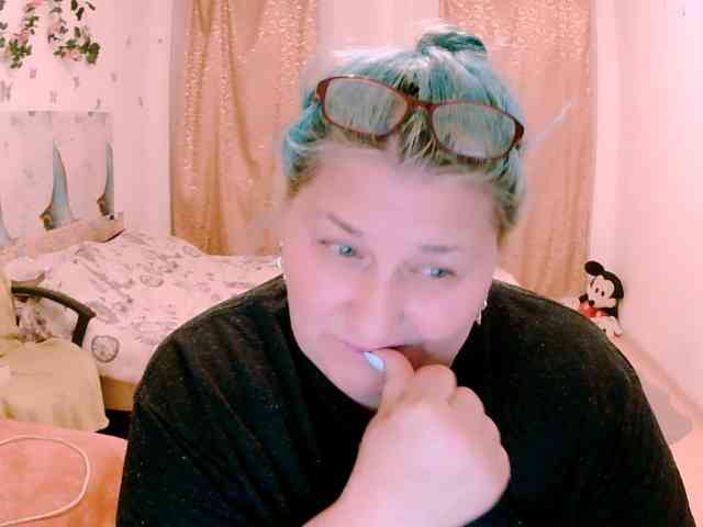 SweetBoobsM webcam