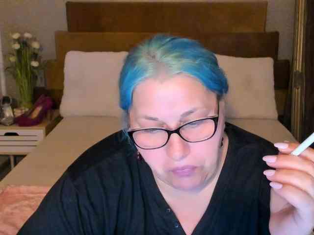 SweetBoobsM webcam