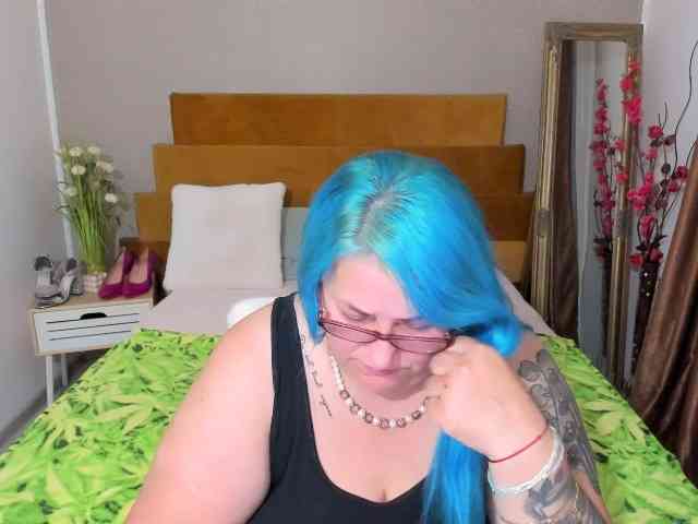 SweetBoobsM