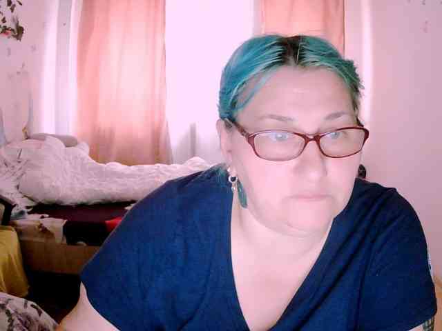 SweetBoobsM webcam