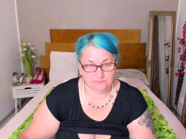 SweetBoobsM