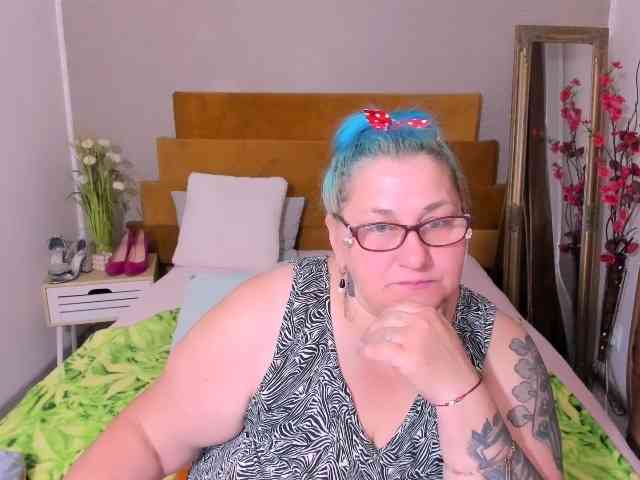 Modèle: SweetBoobsM