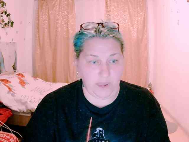 SweetBoobsM webcam