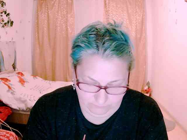 SweetBoobsM webcam