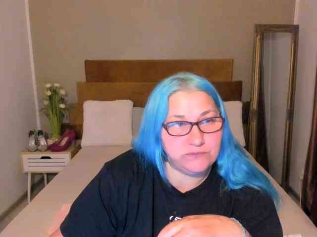 SweetBoobsM webcam