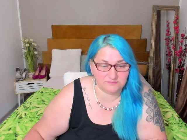 SweetBoobsM