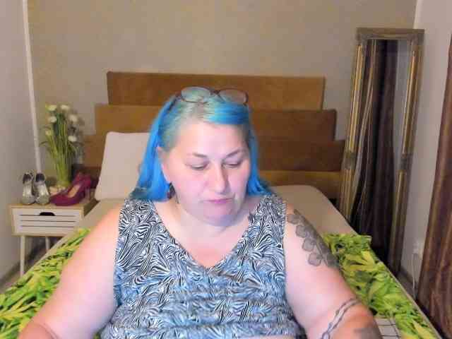 SweetBoobsM webcam