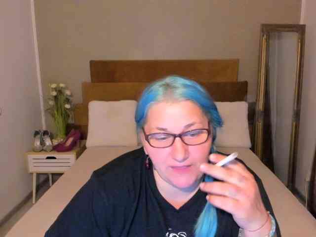 SweetBoobsM webcam