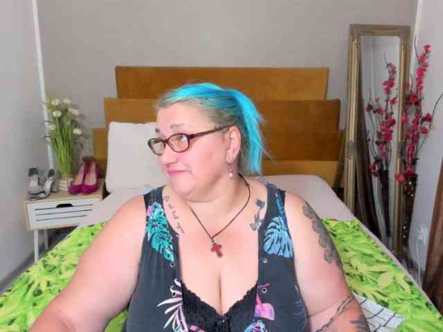 BlondyBigBoobs BlondyBigBoobs