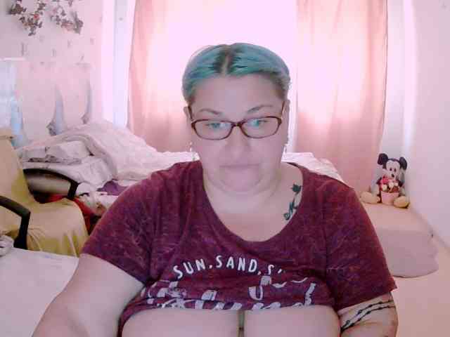 SweetBoobsM webcam