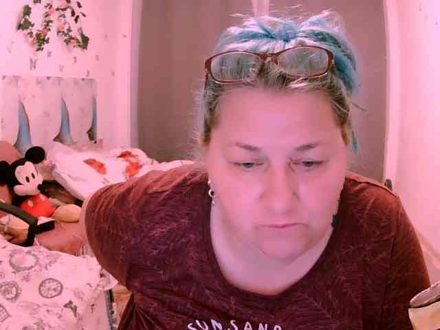 SweetBoobsM webcam