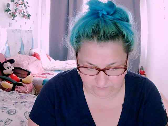 SweetBoobsM webcam