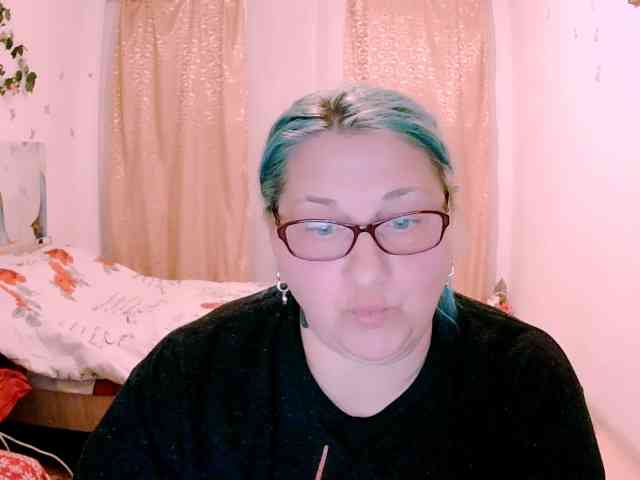 SweetBoobsM webcam