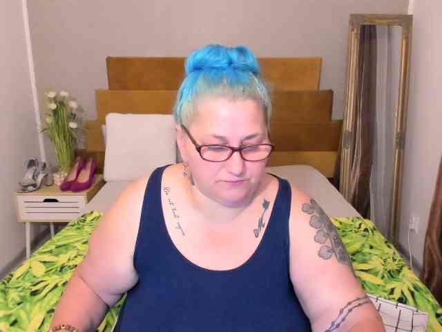 BlondyBigBoobs BlondyBigBoobs