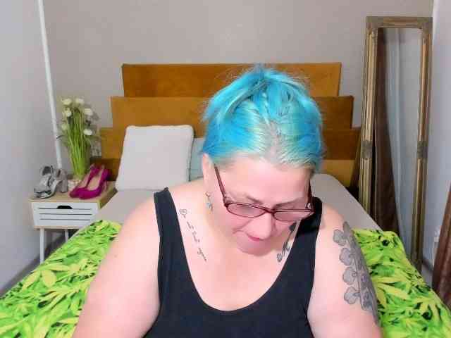 SweetBoobsM