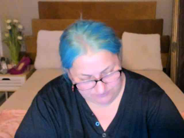 SweetBoobsM webcam