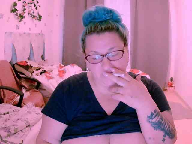 SweetBoobsM