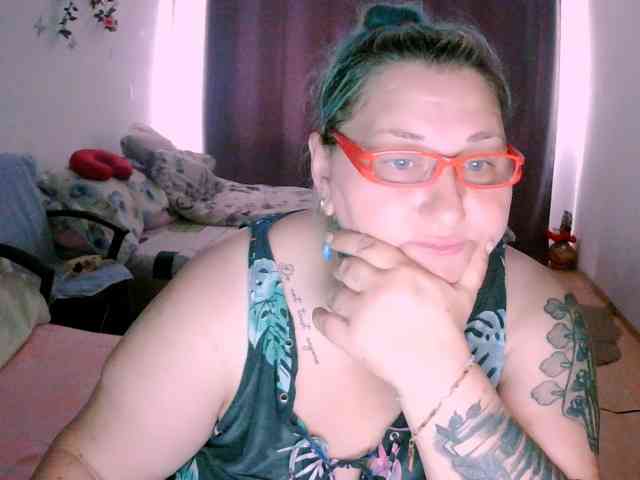 SweetBoobsM webcam