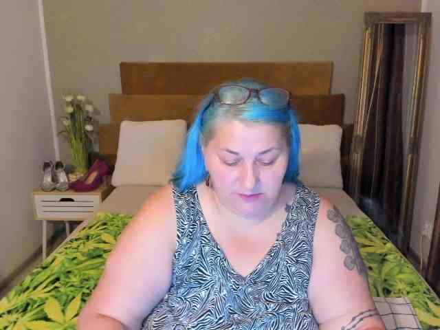 SweetBoobsM webcam